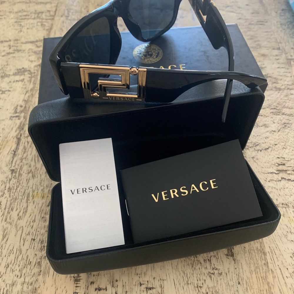 Versace VE4403 Sunglasses- brand new x 2 pairs - Picture 4 of 5